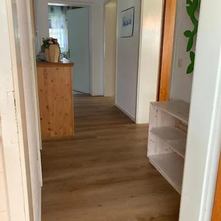 Schoene 80qm In Ruhiger Lage דירה *